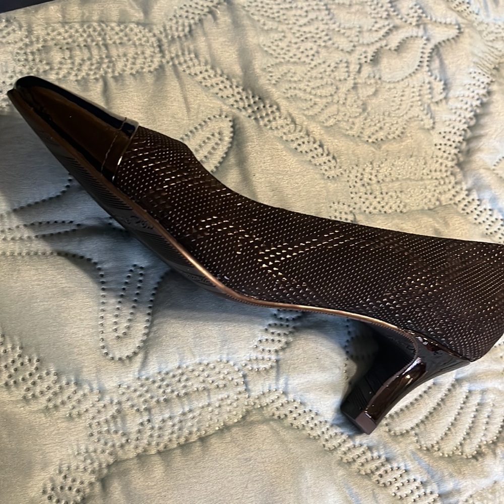 (#106)NWT ladies black dress shoes by Rose Petals/walking Cradles. Size 6 1/2N - Picture 5 of 16